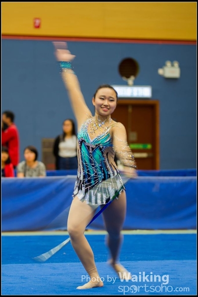 2016-04-24 Gymnastics - Hoop 0351