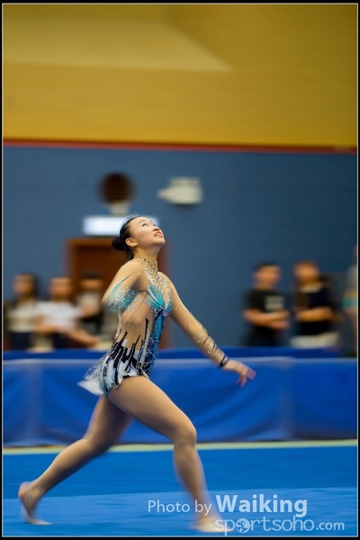 2016-04-24 Gymnastics - Hoop 0359
