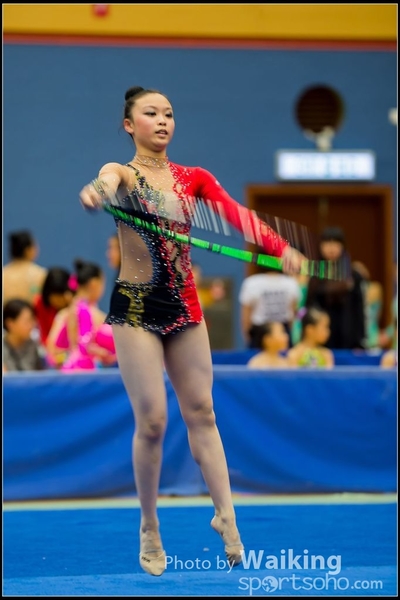 2016-04-24 Gymnastics - Hoop 0393