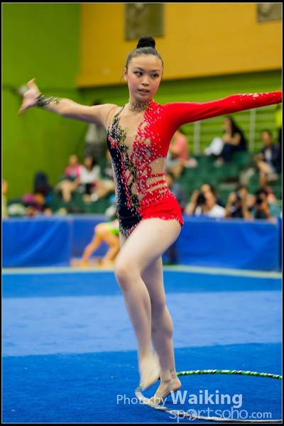 2016-04-24 Gymnastics - Hoop 0395