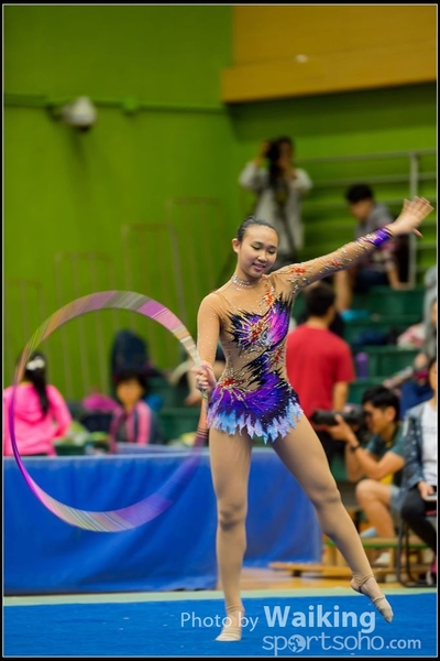 2016-04-24 Gymnastics - Hoop 0405