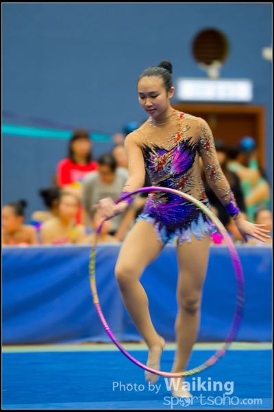 2016-04-24 Gymnastics - Hoop 0409