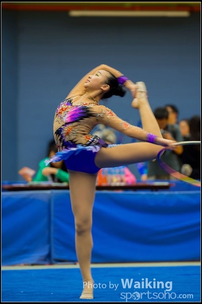 2016-04-24 Gymnastics - Hoop 0412