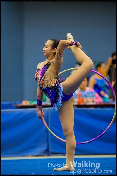2016-04-24 Gymnastics - Hoop 0419