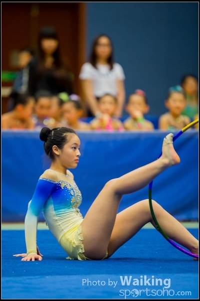 2016-04-24 Gymnastics - Hoop 0428
