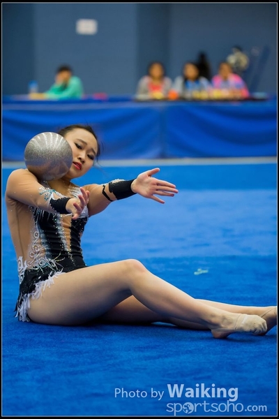 2016-04-24 Gymnastics - Ball 0015