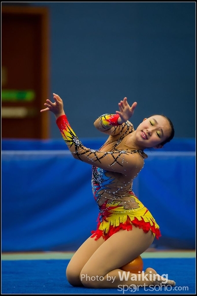 2016-04-24 Gymnastics - Ball 0049