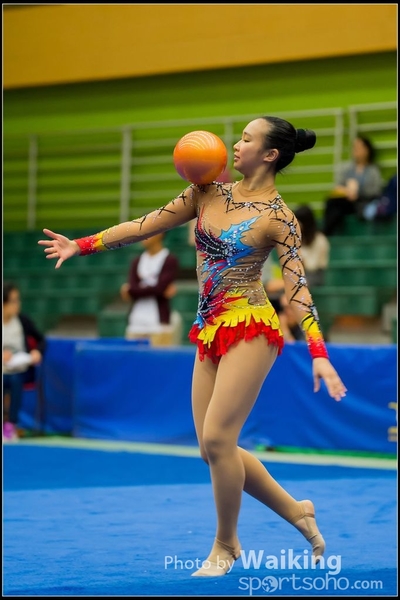 2016-04-24 Gymnastics - Ball 0059