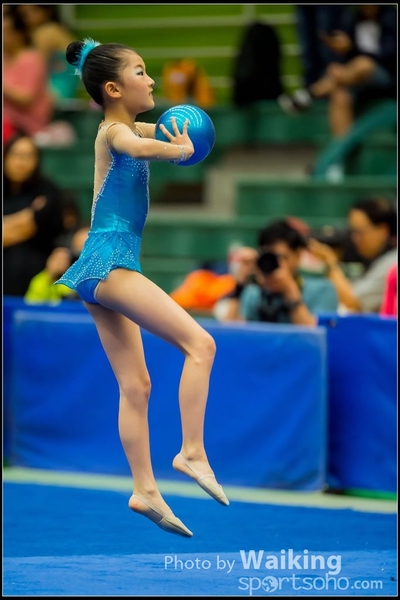 2016-04-24 Gymnastics - Ball 0070