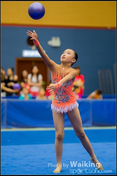 2016-04-24 Gymnastics - Ball 0103