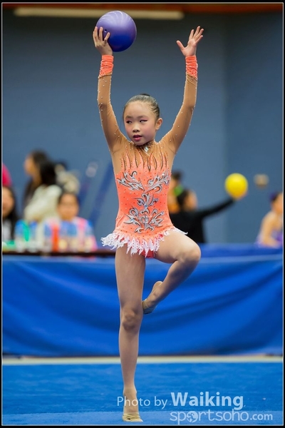 2016-04-24 Gymnastics - Ball 0104