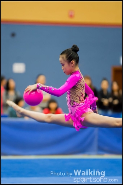 2016-04-24 Gymnastics - Ball 0108