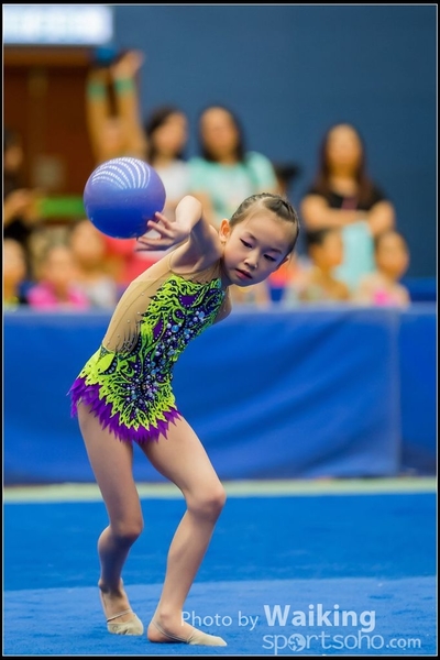 2016-04-24 Gymnastics - Ball 0117