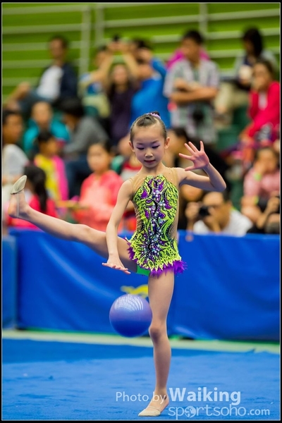 2016-04-24 Gymnastics - Ball 0118