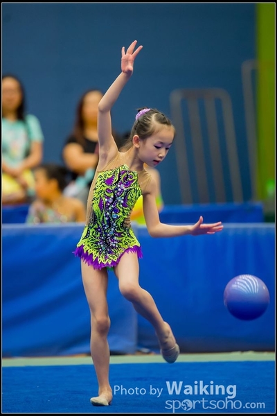 2016-04-24 Gymnastics - Ball 0119