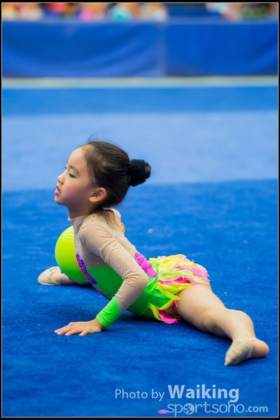 2016-04-24 Gymnastics - Ball 0129