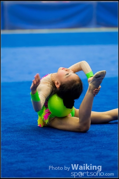 2016-04-24 Gymnastics - Ball 0130