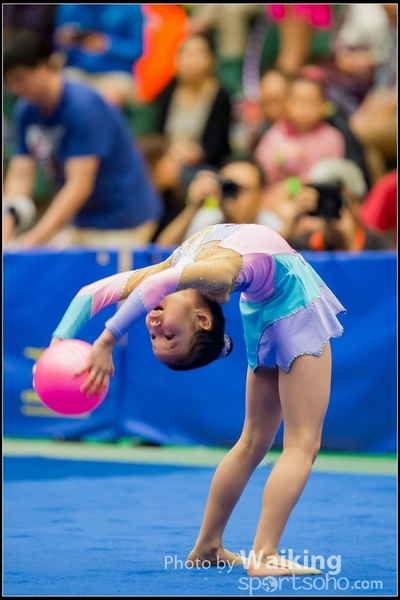 2016-04-24 Gymnastics - Ball 0137