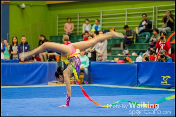 2016-04-24 Gymnastics - Ribbon 0104