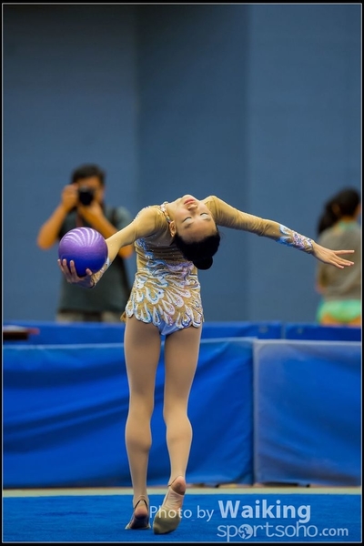 2016-04-24 Gymnastics - Ball 0182