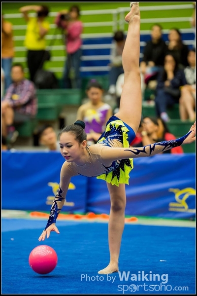 2016-04-24 Gymnastics - Ball 0191