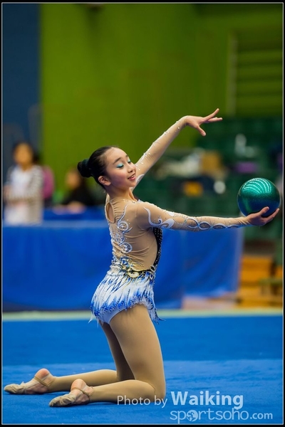 2016-04-24 Gymnastics - Ball 0204