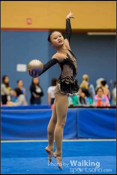 2016-04-24 Gymnastics - Ball 0211