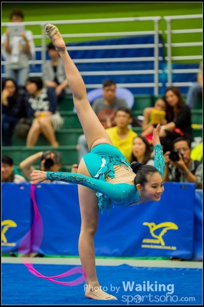2016-04-24 Gymnastics - Rope 0200