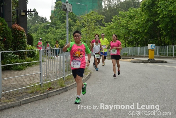 Raymond Leung 898