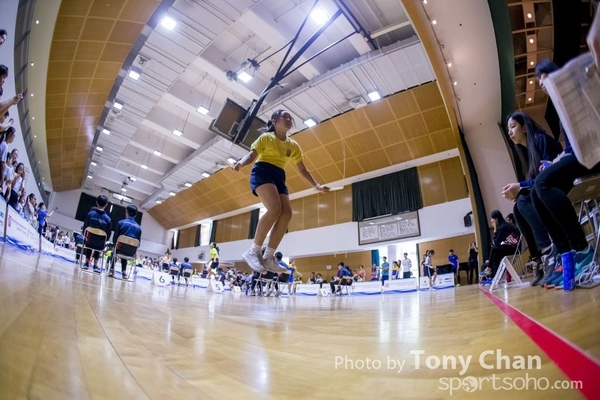 Skipping_046