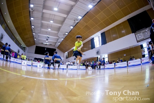 Skipping_089