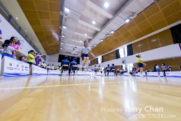 Skipping_097