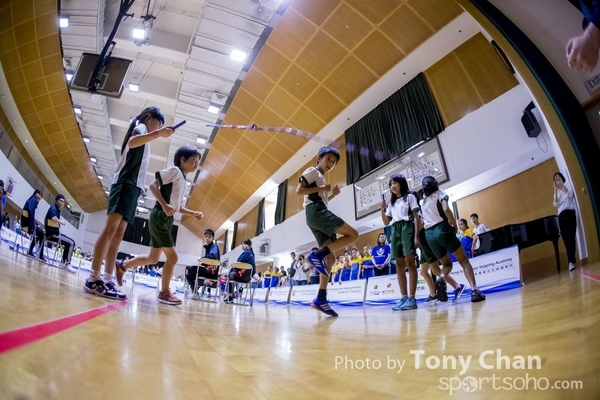 Skipping_176