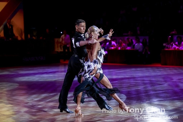 WDSF-Latin054_007
