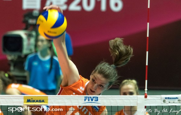 FIVB  (28)