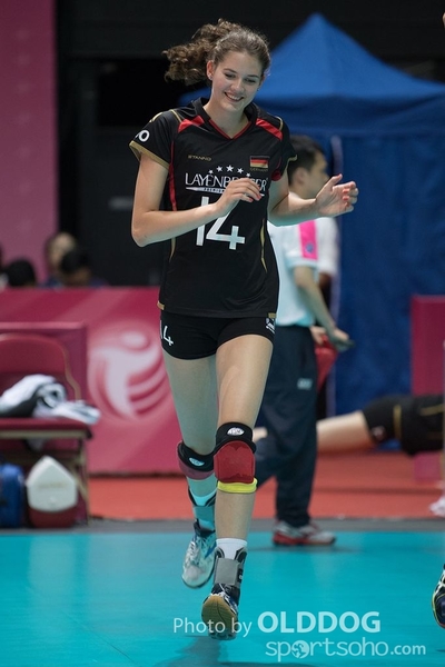 Volleyball D2 (90)