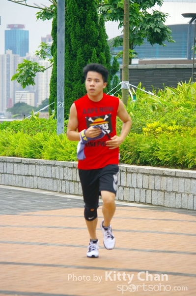 SG202245