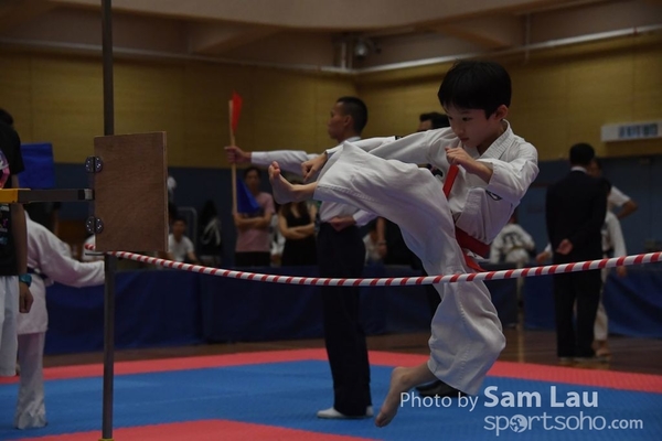SAM_7570