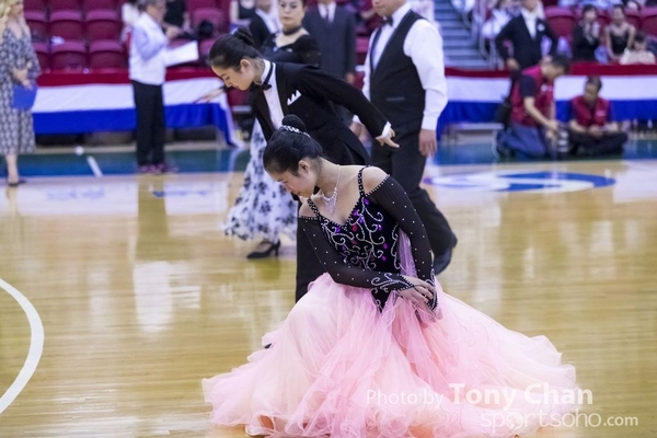 Dance-056
