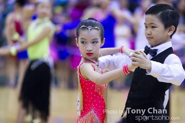 Dance-099