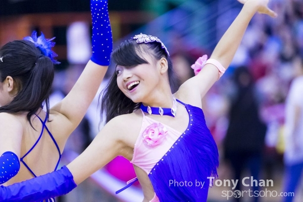 Dance-100