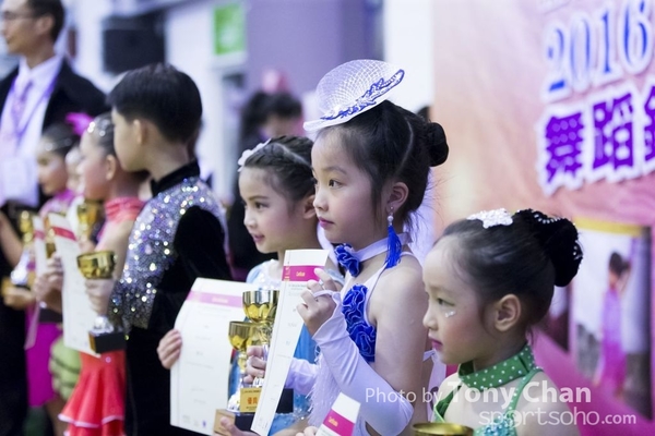 Dance-131