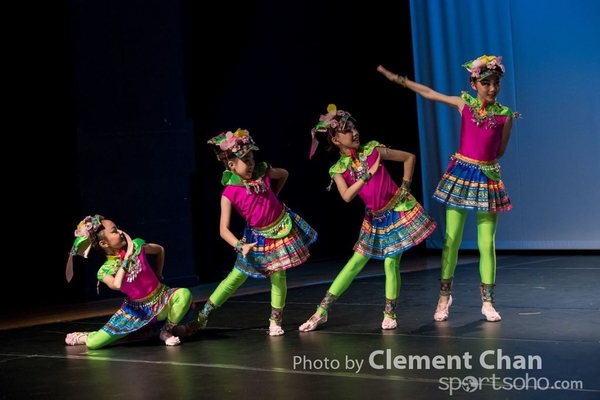 Folk Dance_0106