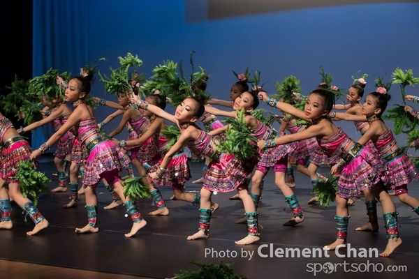 Folk Dance_0195
