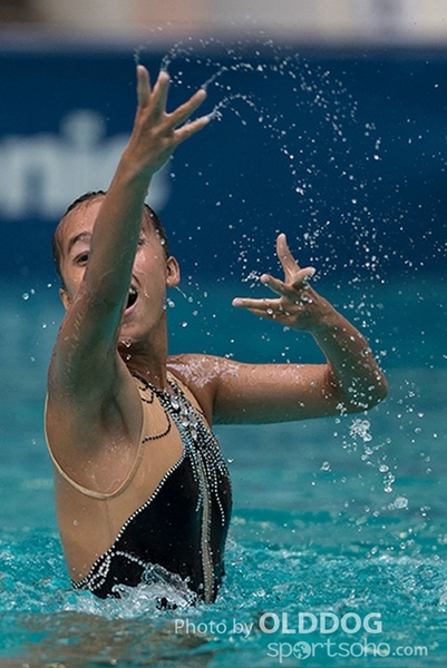 Synchronized (49)