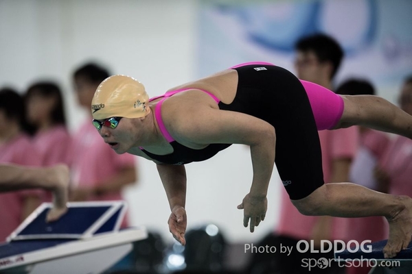 Swimming (60)