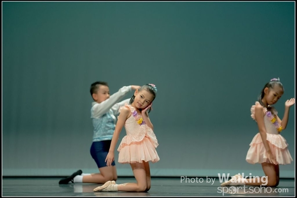 2016-10-01 Solo Dance (1st) 0058