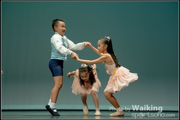 2016-10-01 Solo Dance (1st) 0061
