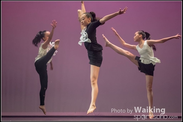 2016-10-01 Solo Dance (1st) 0395