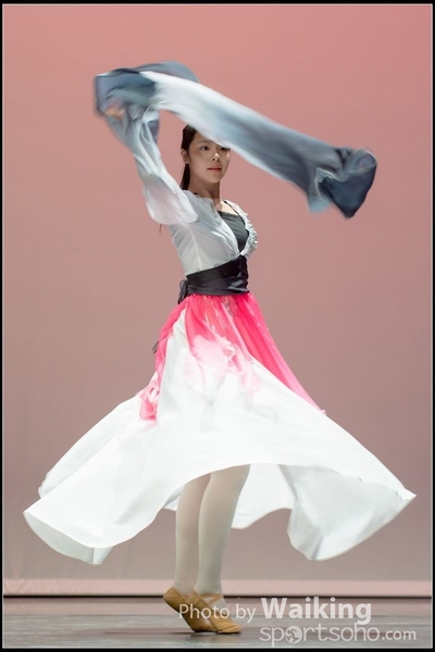 2016-10-01 Solo Dance (1st) 0673